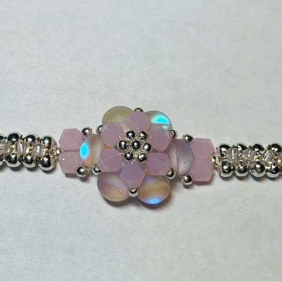 Artisan Hand Crafted Beaded Bracelet Glass Pink Purple Silver - Picture 2 of 4